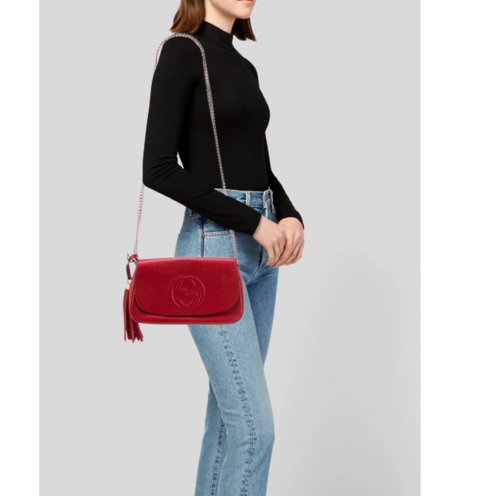 Gucci Soho 100% 💯 authentic red crossbody/ shoulder bag w gold chain - Picture 2 of 16